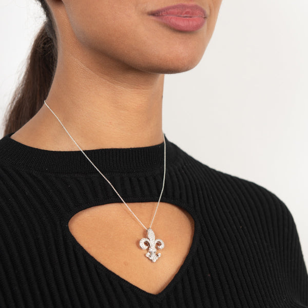 Pre-Owned Diamond Fleur De Lis Pendant