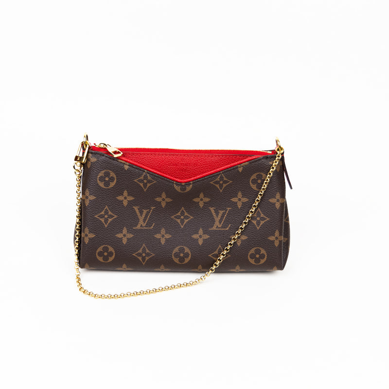 Pre-Owned Louis Vuitton Monogram Pallas Clutch