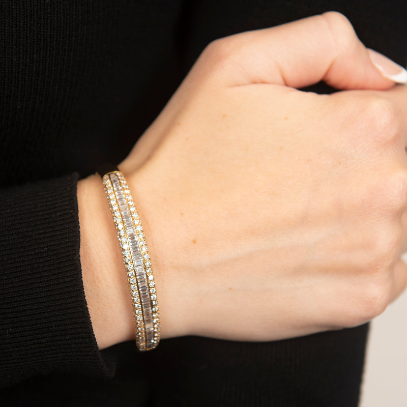 Pre-Owned Diamond Bangle