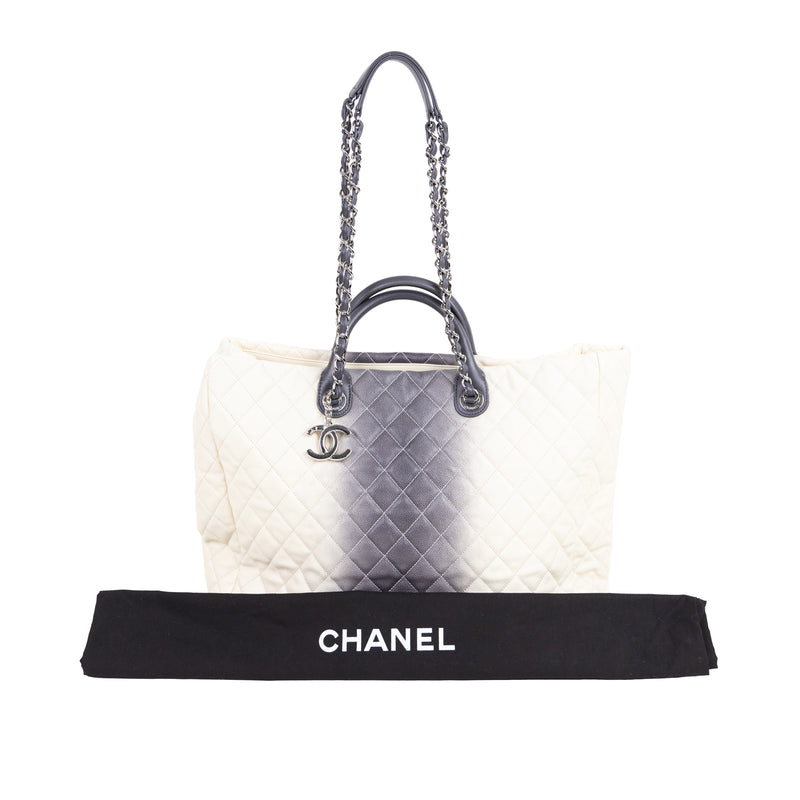 Pre-Owned Chanel Limited Edition Large Ombre Quilted Caviar Shopping Tote