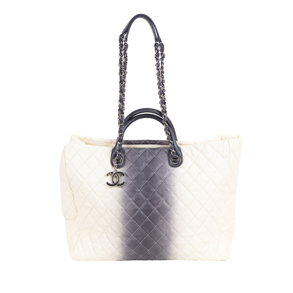 Pre-Owned Chanel Limited Edition Large Ombre Quilted Caviar Shopping Tote