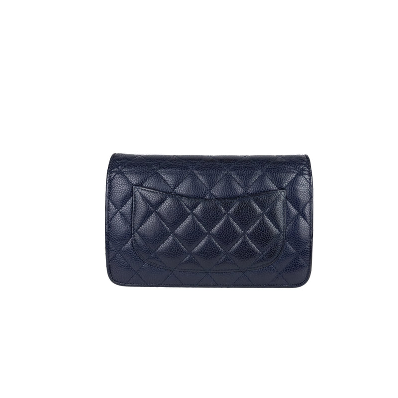 Pre-Owned Chanel Caviar Quilted Wallet on Chain