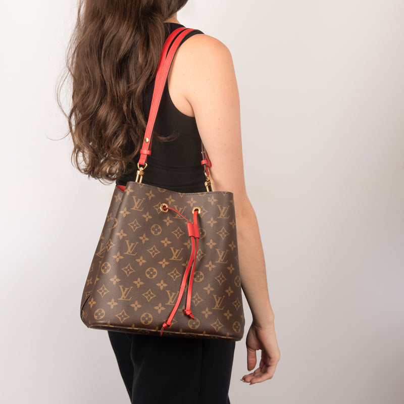 Pre-Owned Louis Vuitton Monogram NeoNoe MM