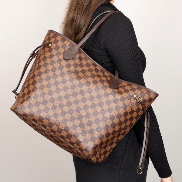 Pre-Owned Louis Vuitton Damier Ebene Neverfull MM