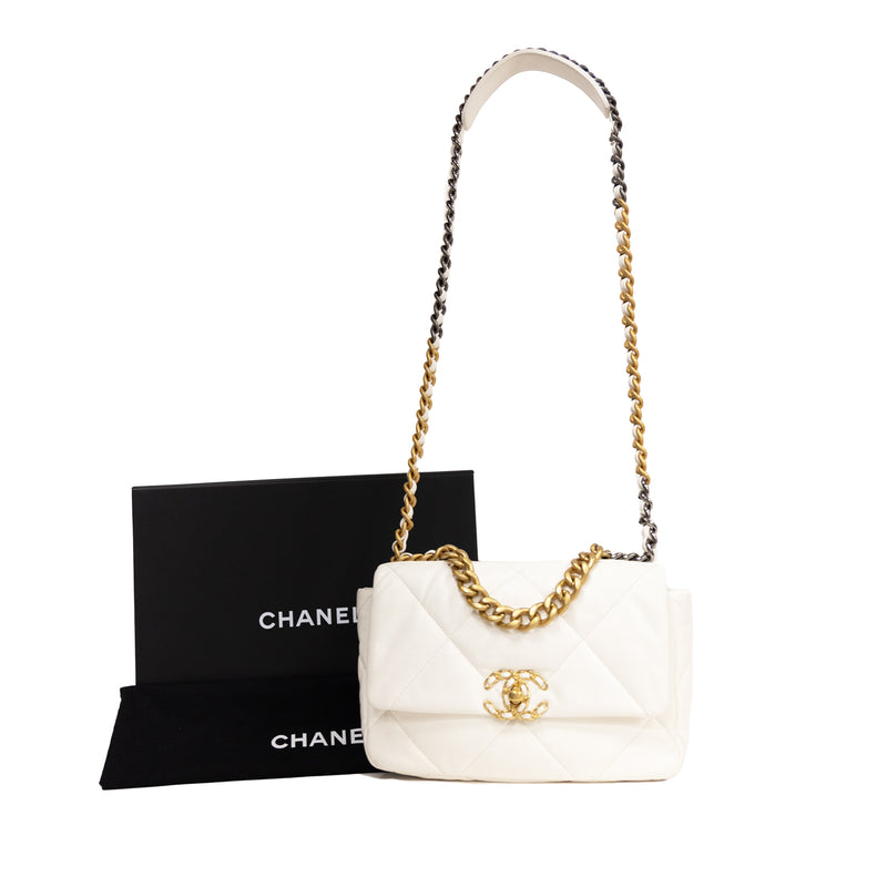 Pre-Owned Chanel 19 Medium Flap Bag