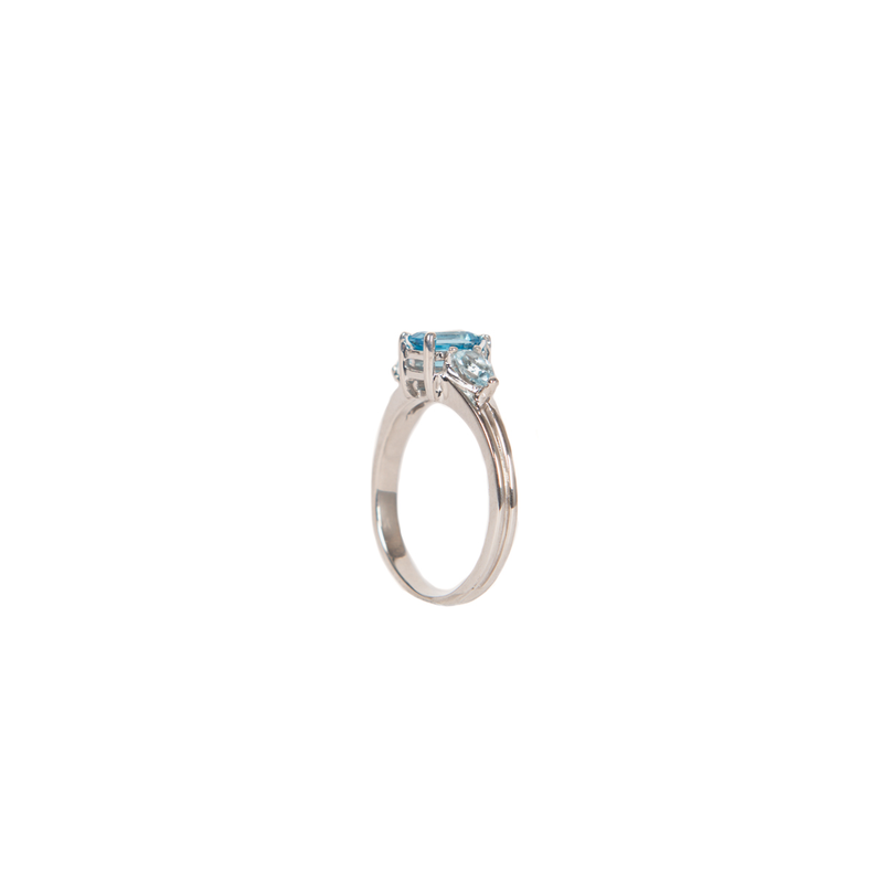 Pre-Owned Blue Topaz Ring