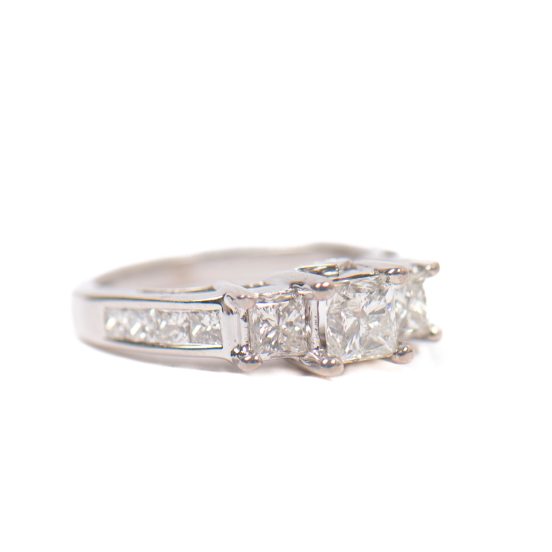 Pre-Owned Princess Cut Diamond Engagement Ring