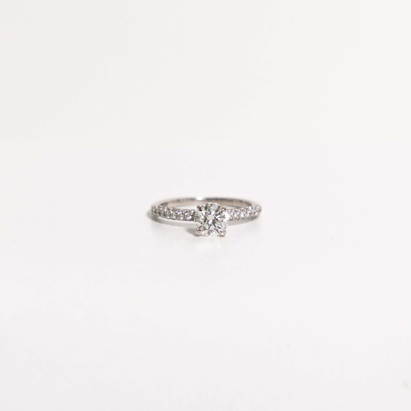 $7550 8W 1.01CT F SI2, 0.35*TW GH VS1-2  BR DIA ENGMT RING SZ 6.25