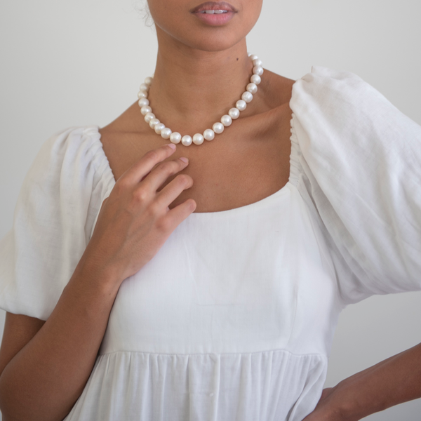 Pre-Owned White Pearl Strand