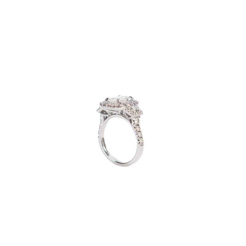 Pre-Owned Henri Daussi Engagement Ring