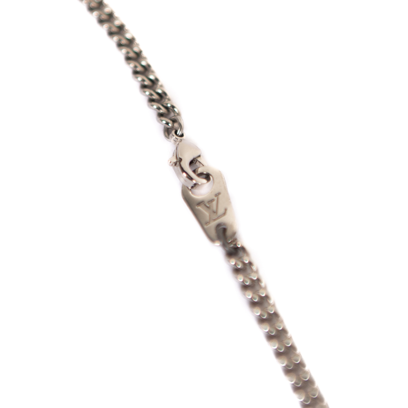 Shop Louis Vuitton Monogram Eclipse Plate Necklace (COLLIER
